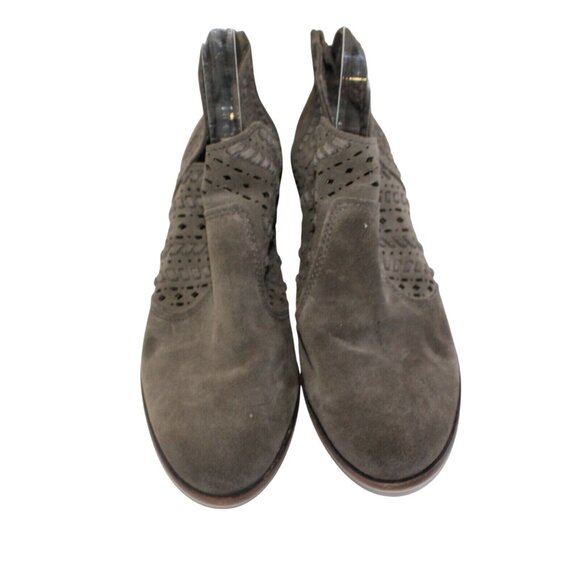Vince Camuto Womens Sz 7M Prasata Boho Dark Gray Ankle Booties Perforated Suede - Picture 5 of 11